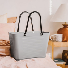 Load image into Gallery viewer, Small Hinza Bag 'Light Grey' - Green Plastic