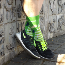 Load image into Gallery viewer, Par 4 - Men's Crew Socks - Sock It To Me
