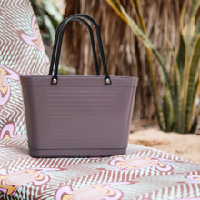 Load image into Gallery viewer, Small Hinza Bag 'Plum' - Green Plastic
