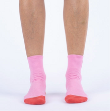 Load image into Gallery viewer, Strawberry Cat  - Quarter Crew Socks - Sock It To Me
